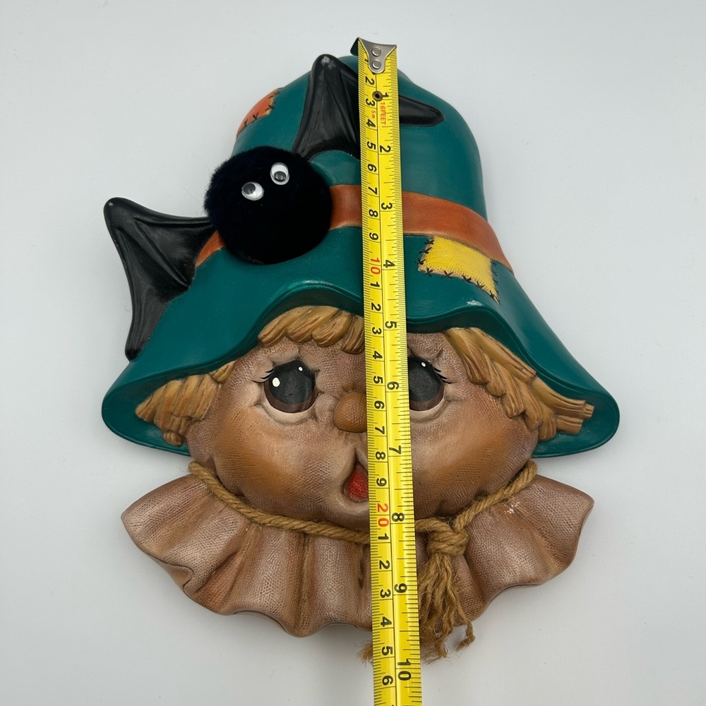 Hand-Painted Ceramic Scarecrow Wall Decor - Picture 5 of 6